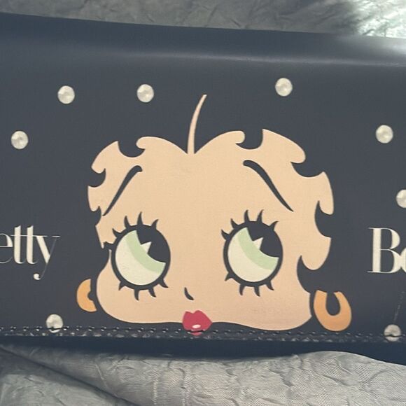 Betty Boop zip around wallet - Picture 3 of 8